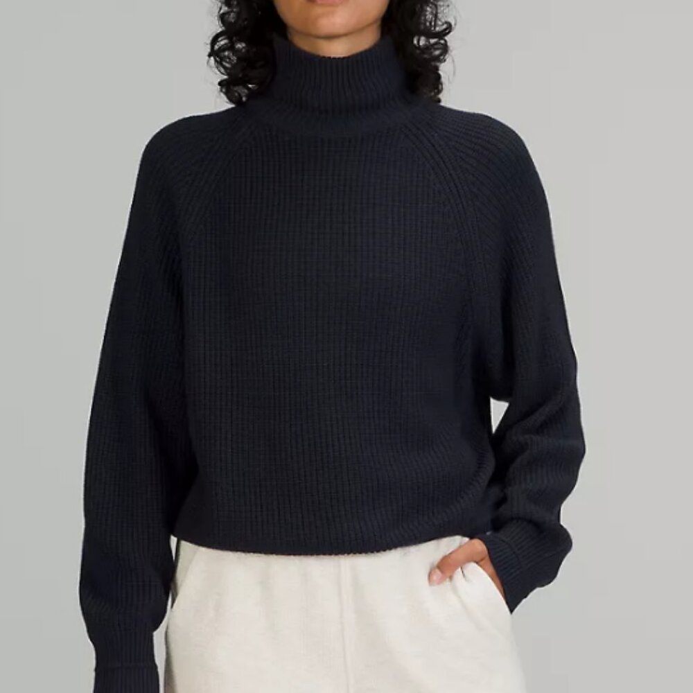 Ribbed Turtleneck Sweater M/L Navy